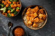 Load image into Gallery viewer, THAI RED CURRY TOFU